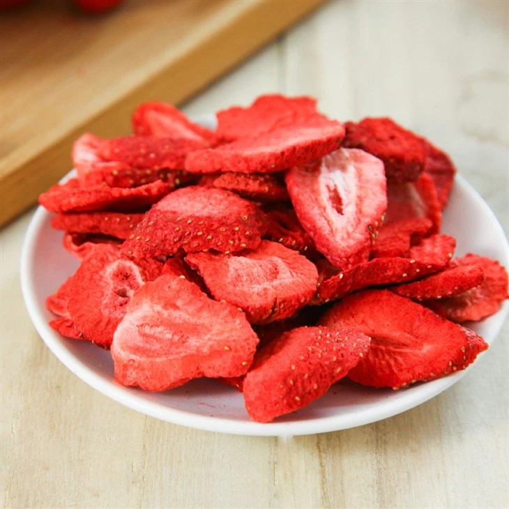 Freeze Dried Strawberries Pieces