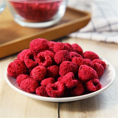 Dried Raspberry Pieces
